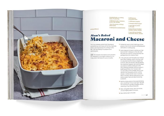 Mom's Baked Macaroni and Cheese